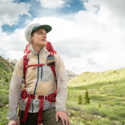 Spot Gen4 Satellite GPS Messenger -Camelbaked Store 1211242 gen4 satellite gps messenger