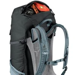 Deuter Futura 32 Hiking Backpack -Camelbaked Store 1246327 futura 32 hiking backpack graphite shale