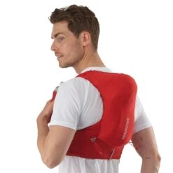 Salomon Adv Skin 5 Unisex Running Vest With Flasks Included 13 Salomon Adv Skin 5 Unisex Running Vest With Flasks Included -Camelbaked Store 1249915 adv skin 5 unisex running vest with flasks goji berry x small