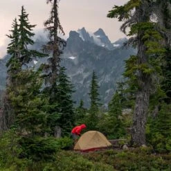 MSR Hubba Hubba 1 Hiking Tent 31 MSR Hubba Hubba 1 Hiking Tent -Camelbaked Store 1256876 hubba hubba 1 tent