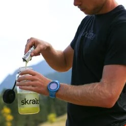 Skratch Labs Hydration Drink Mix 22g Pineapple Single Serve 9 Skratch Labs Hydration Drink Mix 22g Pineapple Single Serve -Camelbaked Store 1275801 hydration drink mix 22g pineapple